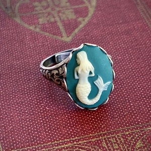 Mermaid Cameo Ring