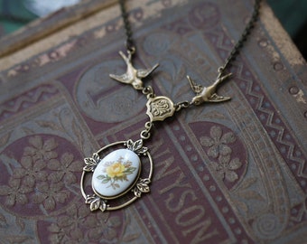 Flower Cameo Pendant Necklace