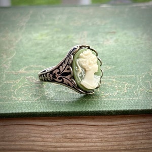 Cameo Ring Green Lady in Antique Silver - Adjustable