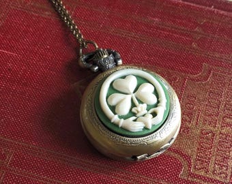 Claddagh Necklace Pocket Watch for Women, Green Clover Shamrock Cameo Vintage in Style Pendant
