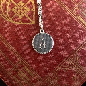 Initial Necklace Pick a Letter and Color 画像 8