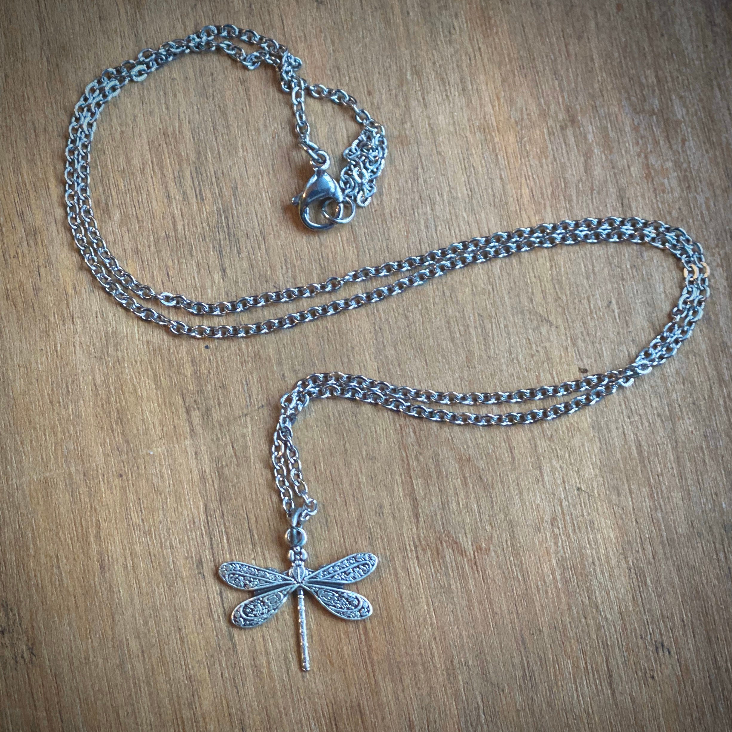 Delicate Dragonfly Insect Vintage Style Necklace - Etsy