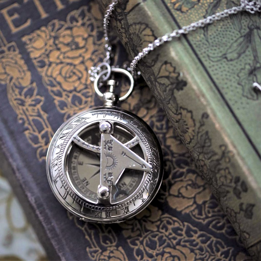 Working Sundial and Compass Combined Time Piece in Antiqued Brass or ...