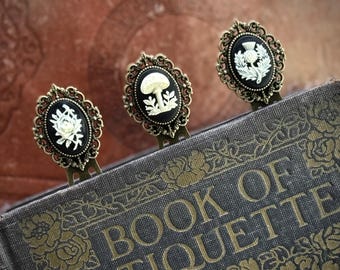 Metal Bookmark with Botanical Designs in Vintage Style Bronze, Choose Rose Cameo, Thistle Cameo, or Mushroom Cameo