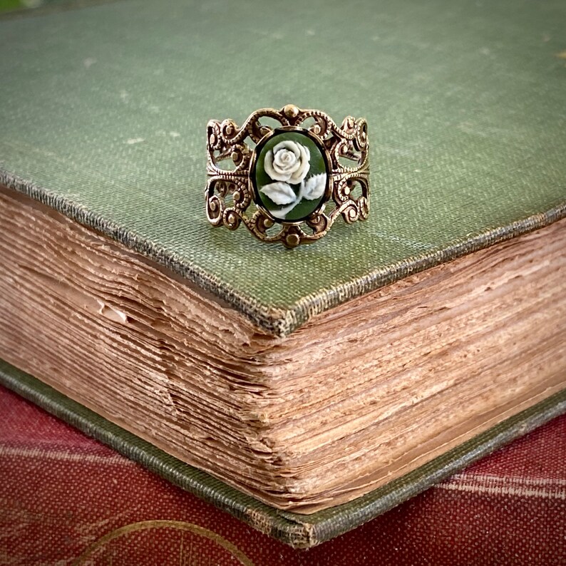 Green Antiqued Silver Vintage Style Filigree Rose Cameo Ring Brass Green
