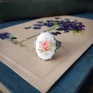 Vintage Pink Rose Cabochon Ring - Adjustable