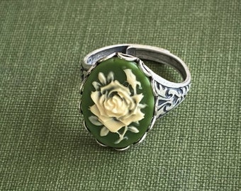 Green and White Rose Victorian Cameo Ring