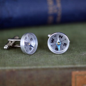 Compass Cuff Links in Antique Silver - Working Antiqued Vintage Style Compass