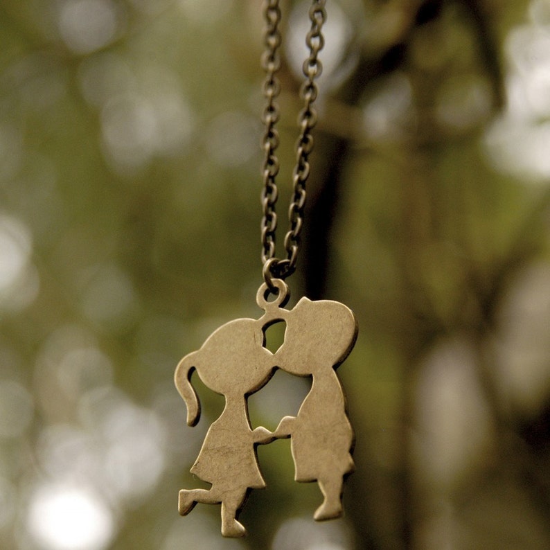 Boy and Girl Kissing 1960s Necklace Etsy