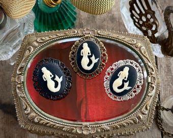 Mermaid Brooch in Antique Brass, Silver or Black. Vintage Inspired Fantasy Cameo Pin that Converts to a Necklace.