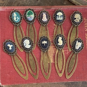 Cameo Bookmark- Choose a Style