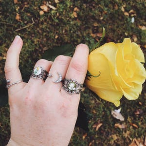 Green Antiqued Silver Vintage Style Filigree Rose Cameo Ring image 9