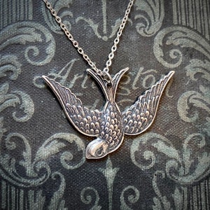 Descending Bird Necklace in Vintage Design - Antique Brass, Silver or Green Patina