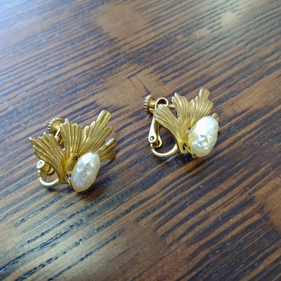 Signed Miriam Haskell Faux-Pearl Clip Earrings - image 1