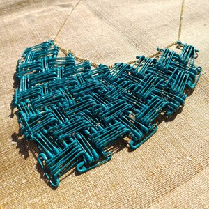 One of a Kind Callais Mesh Halskette