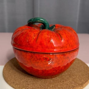 Handmade Ceramic Tomato Bowl with lid, ceramic soup bowl, tomato soup pot, Vintage, Keramik Weber Koln, country farmhouse style, red