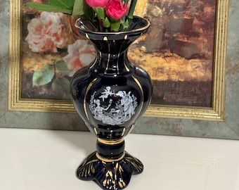 Vintage blue vase, vintage made in Italy , porcelain vase, floral vase, elegant antique vase, dark blue vase, vintage gift