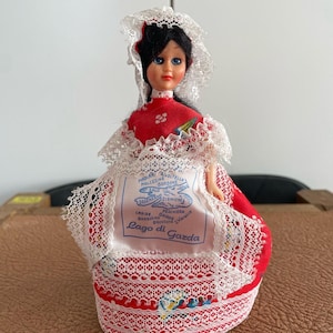 Vintage Doll, lago di garda souvenir doll, Italian Doll souvenir, Collectable Figure, collectable doll, souvenir doll vintage