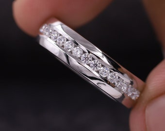 14k Gelbgold Herren- und Damenband, halbe Ewigkeit Hochzeit Brautring, Moissanit Diamant Jubiläumsband im Rundschliff, Versprechensband