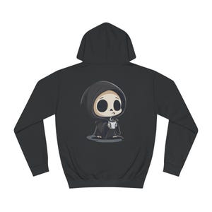 Grim Garage Unisex College Hoodie, Sensenmann-Druck, Gothic Sweatshirt, Pullover im Dark Style, Halloween-Kostüm