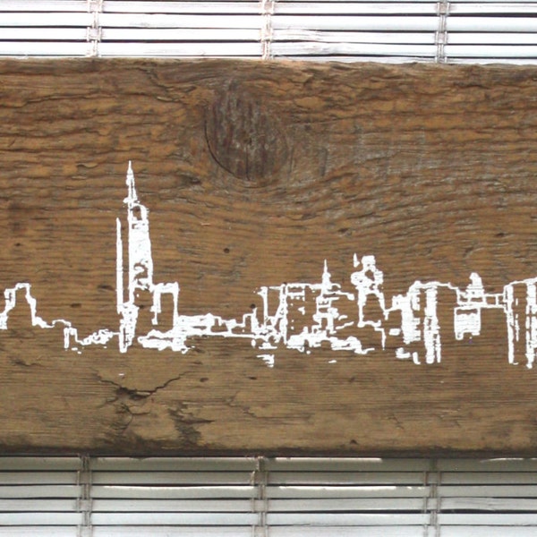 New York Skyline Wall Hanging on Reclaimed Barn Wood - 7"x15"