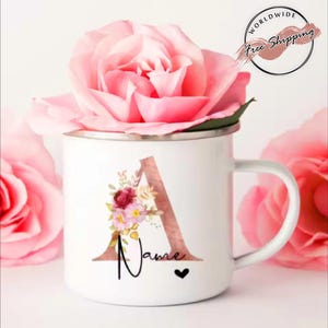 Taza de café personalizada con letra de nombre  e inicial