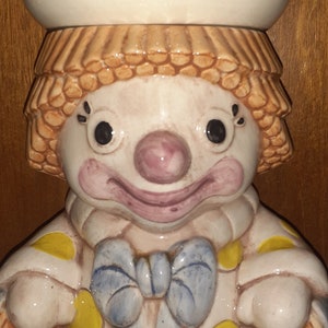 Vintage Treasure Craft Cookie Jar