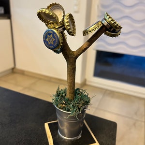 Kronkorken Baum Bierbaum Männergeschenk Trinkspiel Stopselsammler Geschenk  Party Aufräumhilfe Vatertag
