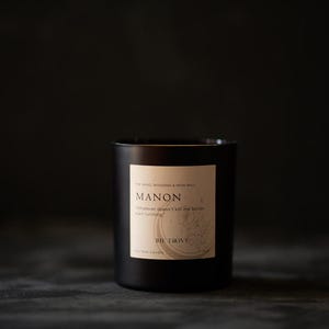 Manon Blackbeak 8oz Candle | OFFICIALLY LICENSED by SJM | Bookish Candle | throne of glass | Fantasy Candle | Book Lover Gift