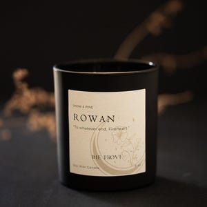 Rowan Whitethorn Candle | OFFICIALLY LICENSED by SJM | Literary Candle | Throne of Glass | Aelin | Book Lover Candle | Maas