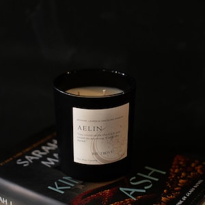 Aelin Ashryver Galathynius 8oz Candle | OFFICIALLY LICENSED by SJM | Bookish Candle | Throne of Glass | Fantasy Candle | Book Lover Gift