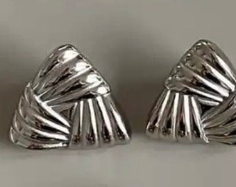 Pendientes llamativos de acero inoxidable chapados en oro de 18 quilates a la moda, joyería con dijes a prueba de agua para mujer, elegante boda minimalista 2024 nuevo