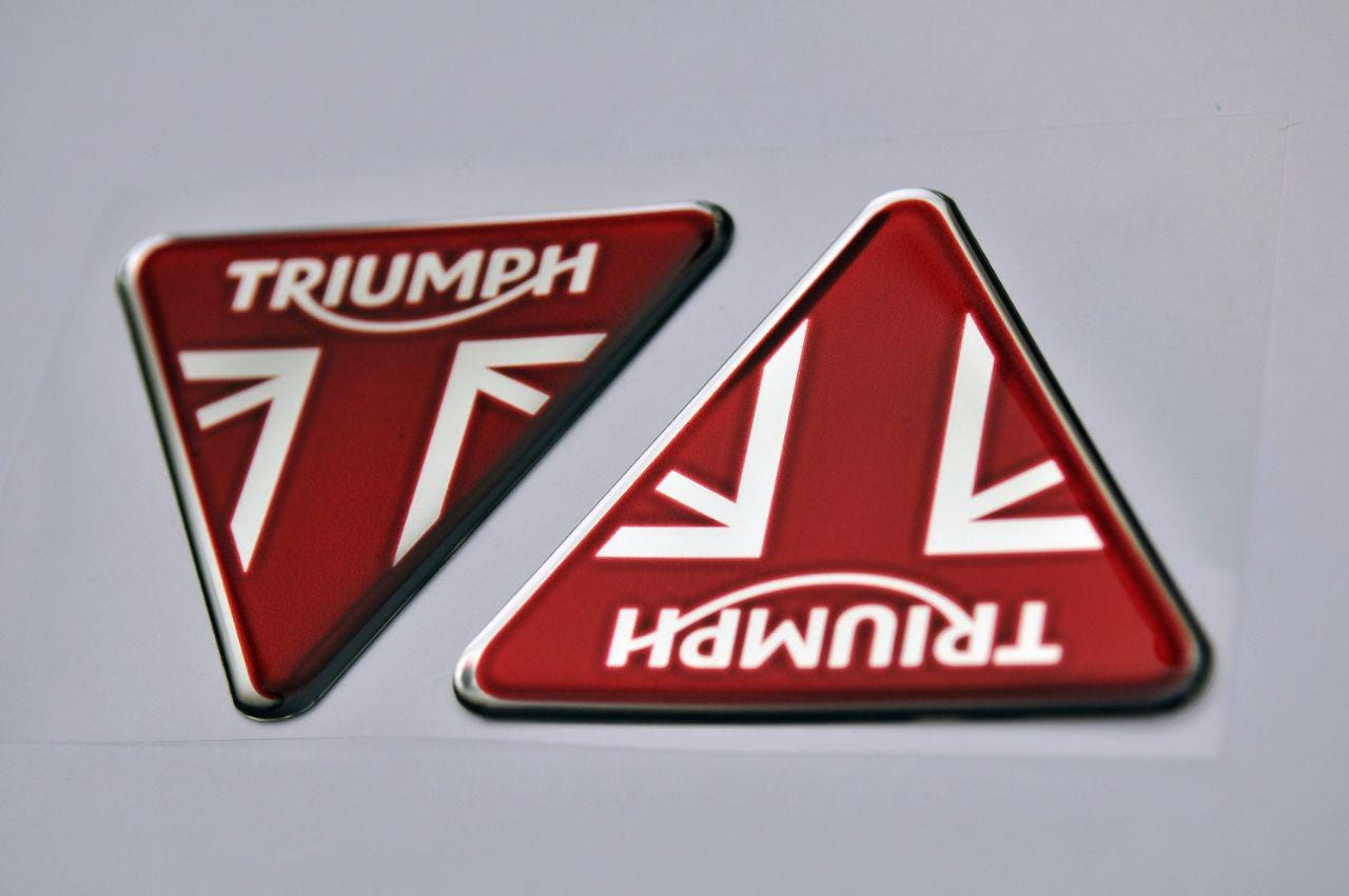 Triumph logo - Etsy 日本