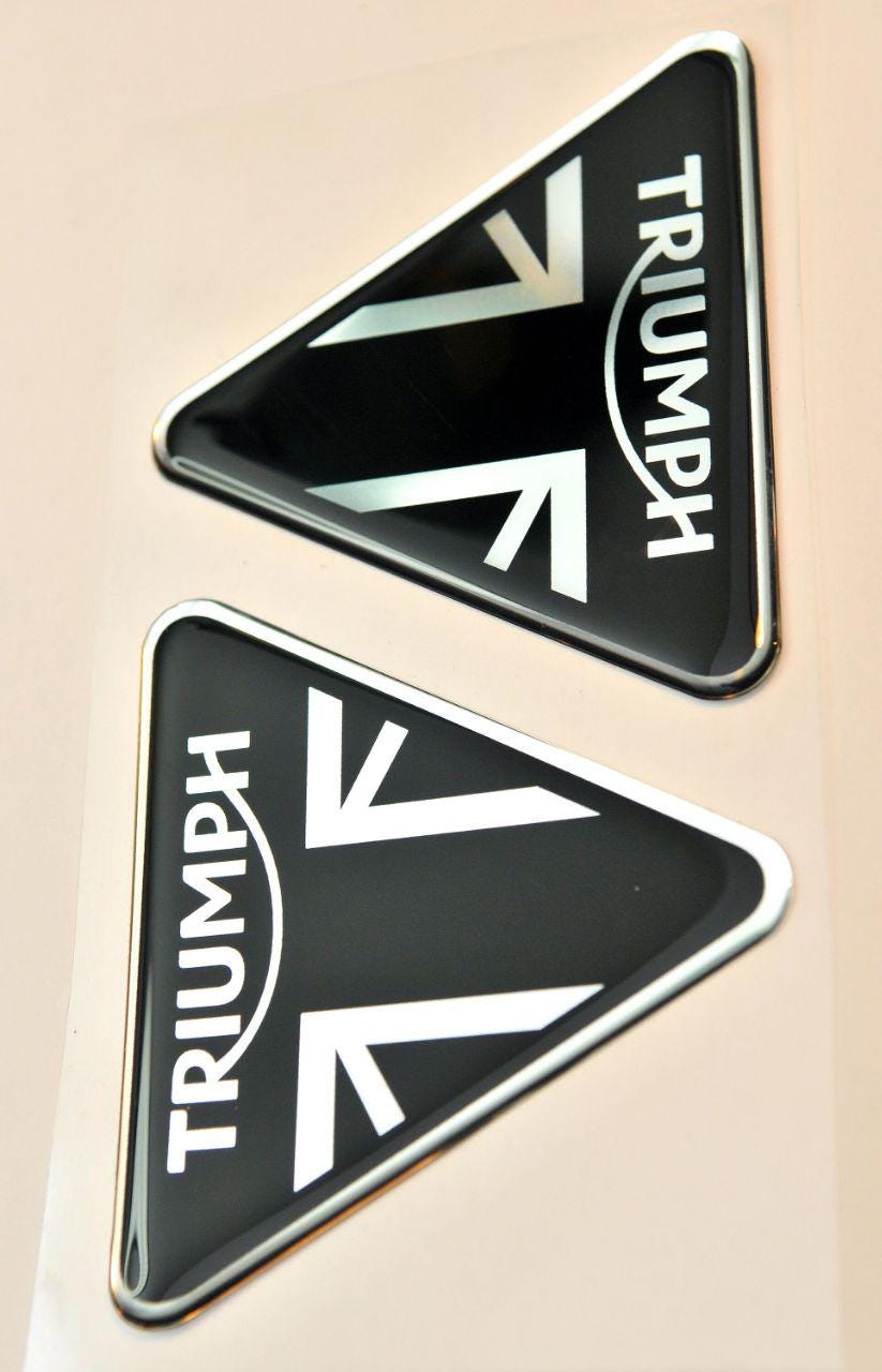 Triumph logo - Etsy 日本