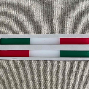 2 adesivi epossidici 3D con bandiera italiana, 80 x 6 mm. Adesivi in resina, adesivi in vinile, adesivi in gel rigido.
