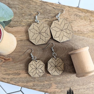 Barn Quilt Earrings - Plain Barn Quilt Earrings - Wooden Earrings - Laser Engraved - Barn Quilt - Earrings - Quilt