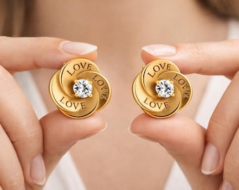 9ct gold stud earrings flower design 14 mm pair in Luxury Gift Box