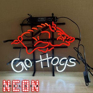 Go Hogs Neon Sign Prawdziwe szkło Neon Ręcznie Neon Sign Light Personalizowany Cartoon Neon Room Bedroom Decor Kreatywny Neon Wall Art Sign17x14inch