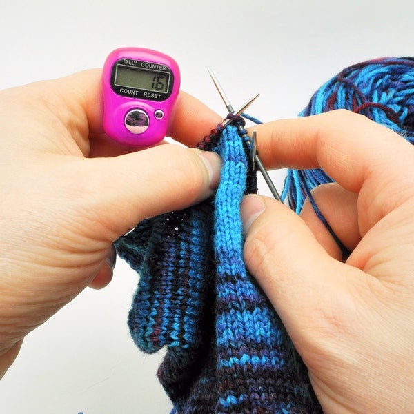 Pink Row Counter for Knitting And Crochet - Fits On Your Finger!