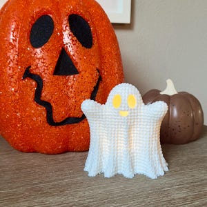 Crochet Halloween Ghost Light Decoration tea light, Holiday Decor, Halloween Lamp, Glowing Ghost, Spooky Decoration, Knick knack