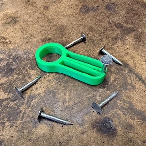 3D Printed Nail Holder Tool - Finger Saver for Hammering - Multi-Color 2 Pack