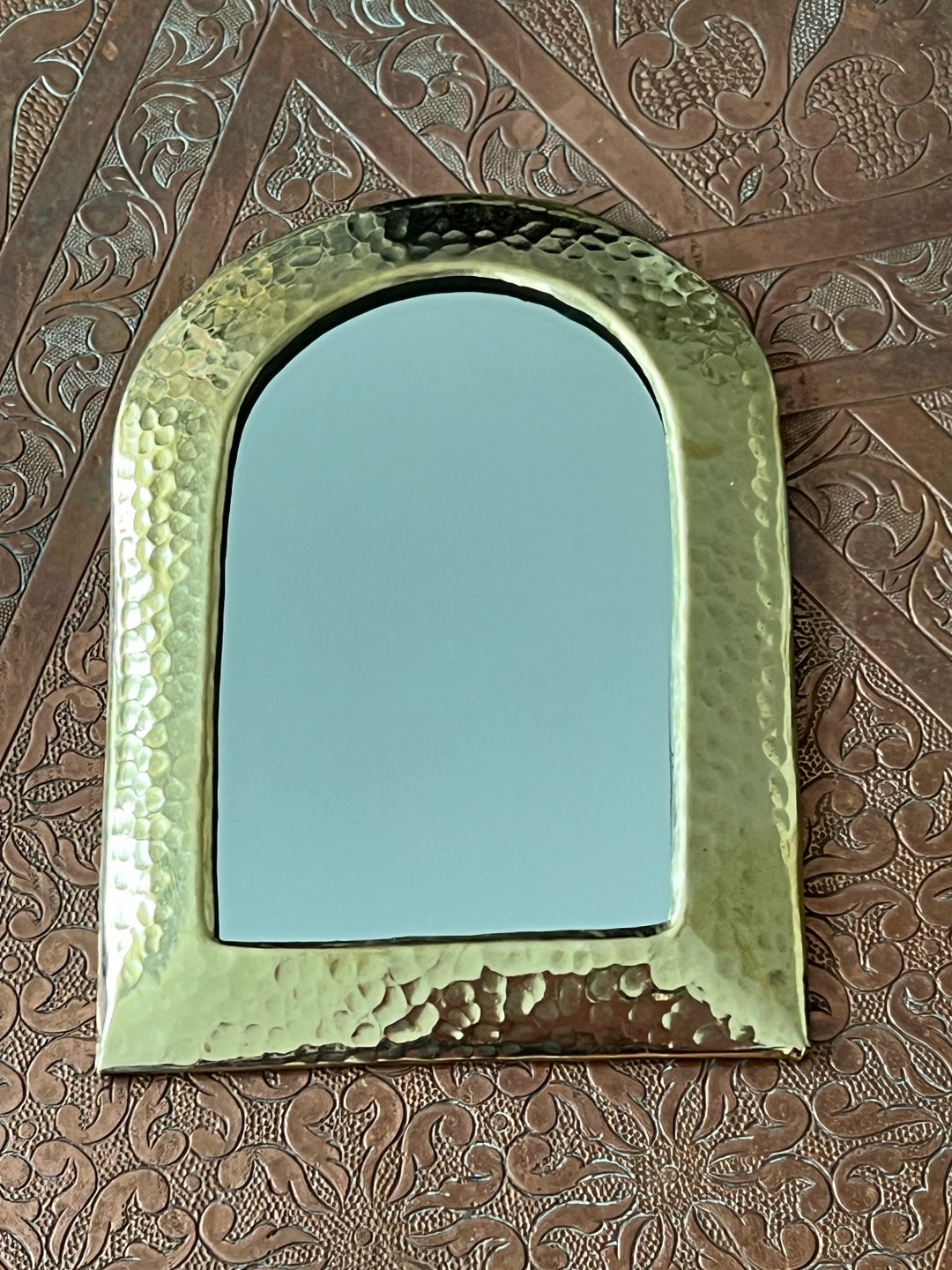 Vintage Rounded Rectangular Mirror Rounded Rectangle Mirror in Hammered Brass, Handcrafted in Marrakech - Etsy