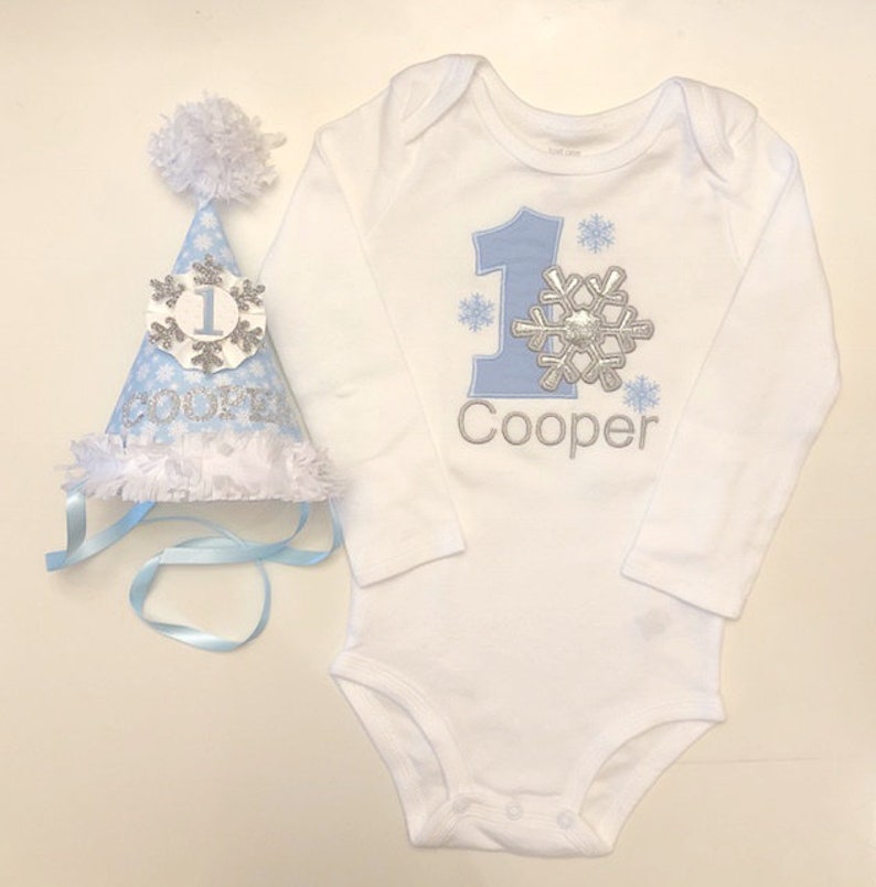 Boy Snowflake Bodysuit Personalized And Crown Set, Baby Toddler Winter Onederland Themed 1st First Birthday, Smash Cake Photo Props image 3