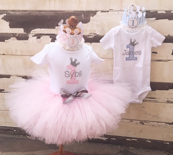 Twin Prince and Princess Cake Smash Set, 1st First Birthday Boy Girl Twins, Pink Blue Grey, Tutu Outfit, Personalized Bodysuits, Crowns Il_570xn