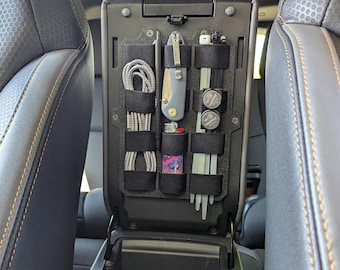 Subaru Crosstrek 2024-2026 Organizer MOLLE na konsolę środkową