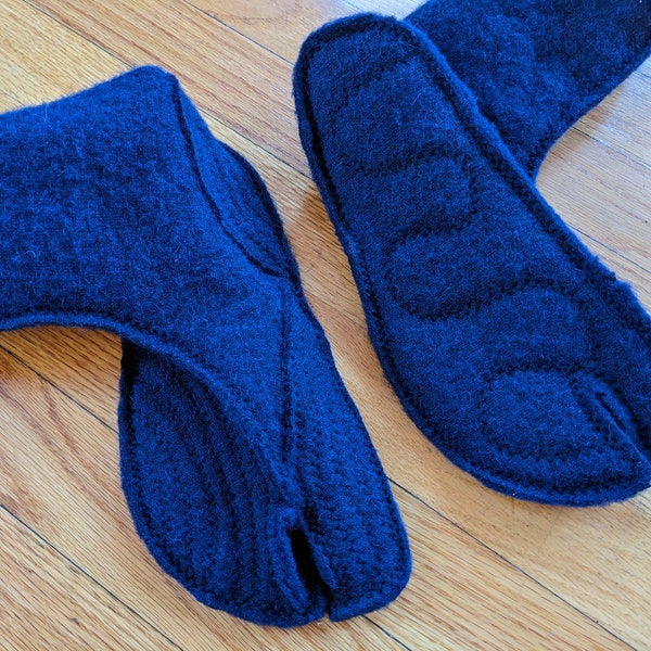 Split Toe House Slippers / Cozy Tabi Socks / Calf high / Wool  USW 10-11/M 8.5-9.5 EU 42-43.5