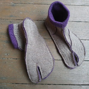 Split Toe House Slippers / Cozy Tabi Socks / Calf-High / Wool / Made-to-order Beige with purple