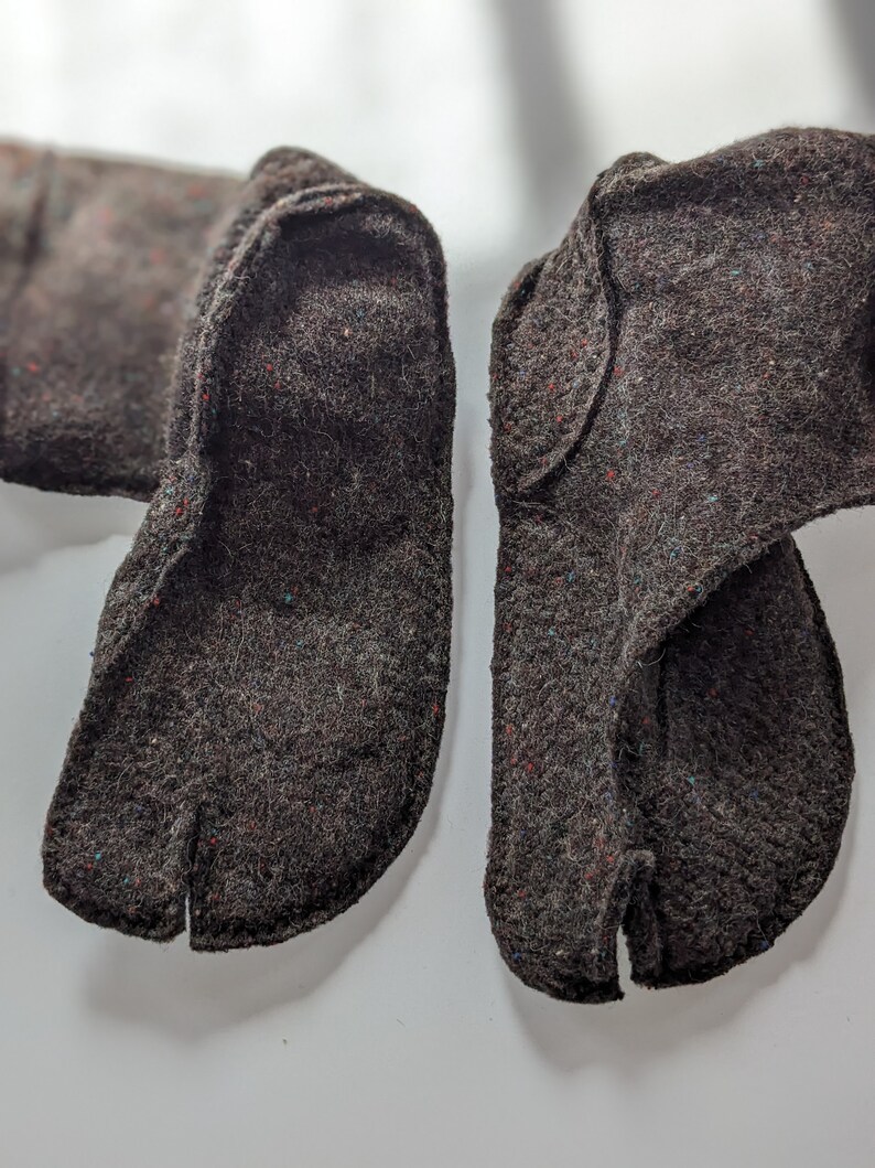 Split Toe House Slippers / Cozy Tabi Socks / Calf high / Wool USW 10-11/M 8.5-9.5 EU 42-43.5 image 3