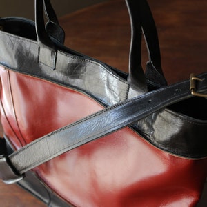 Black and Brown Leather Handbag image 3