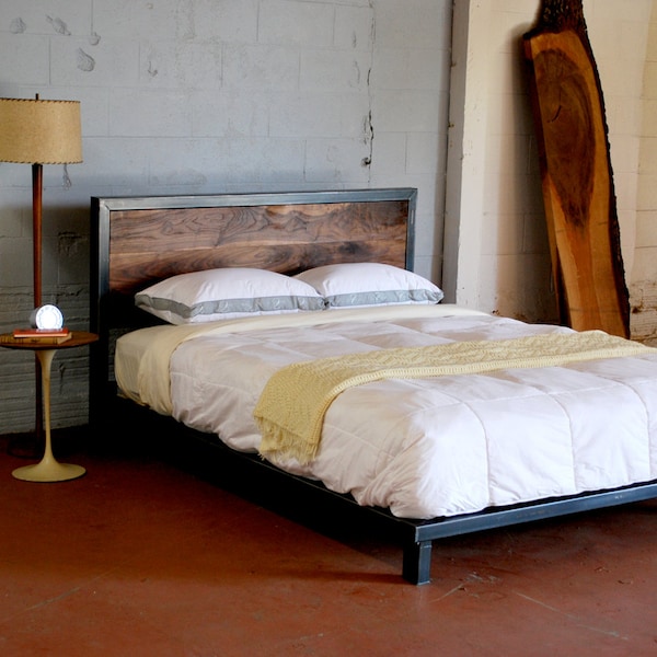 Kraftig Platform Bed with Rough Walnut Headboard KING SiZE